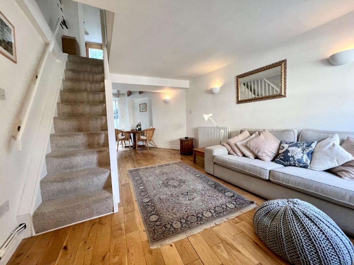 Pass The Keys 64 Church Street Characterful 2-Bed Cottage In The Heart Of Town Kingsbridge  Εξωτερικό φωτογραφία